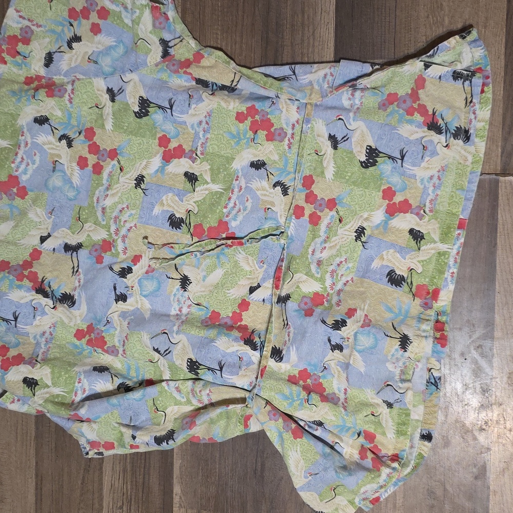 Red and Patterned Scrub Set - Picture 4 of 4